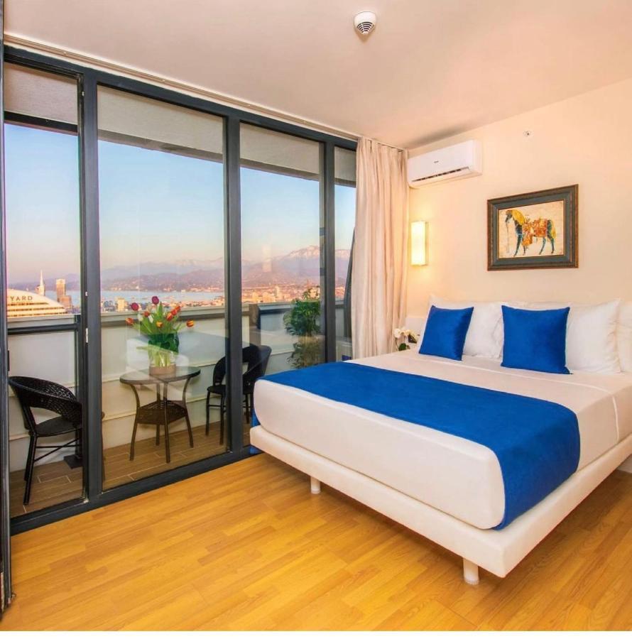 Orbi City Luxury Suite Batumi Ngoại thất bức ảnh