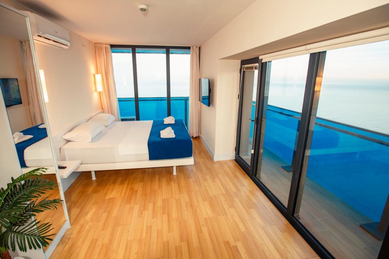 Orbi City Luxury Suite Batumi Ngoại thất bức ảnh