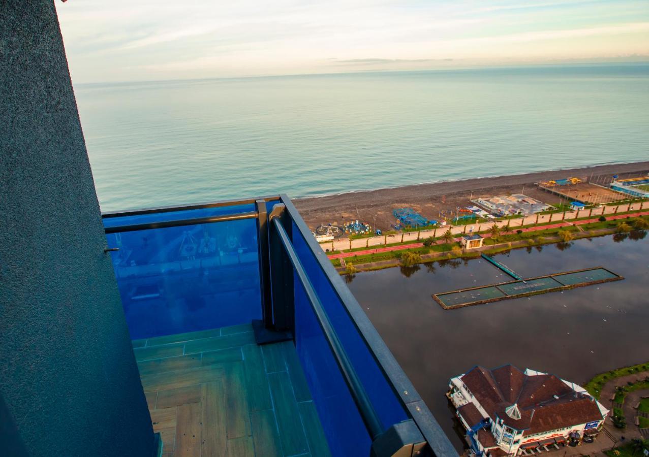 Orbi City Luxury Suite Batumi Ngoại thất bức ảnh