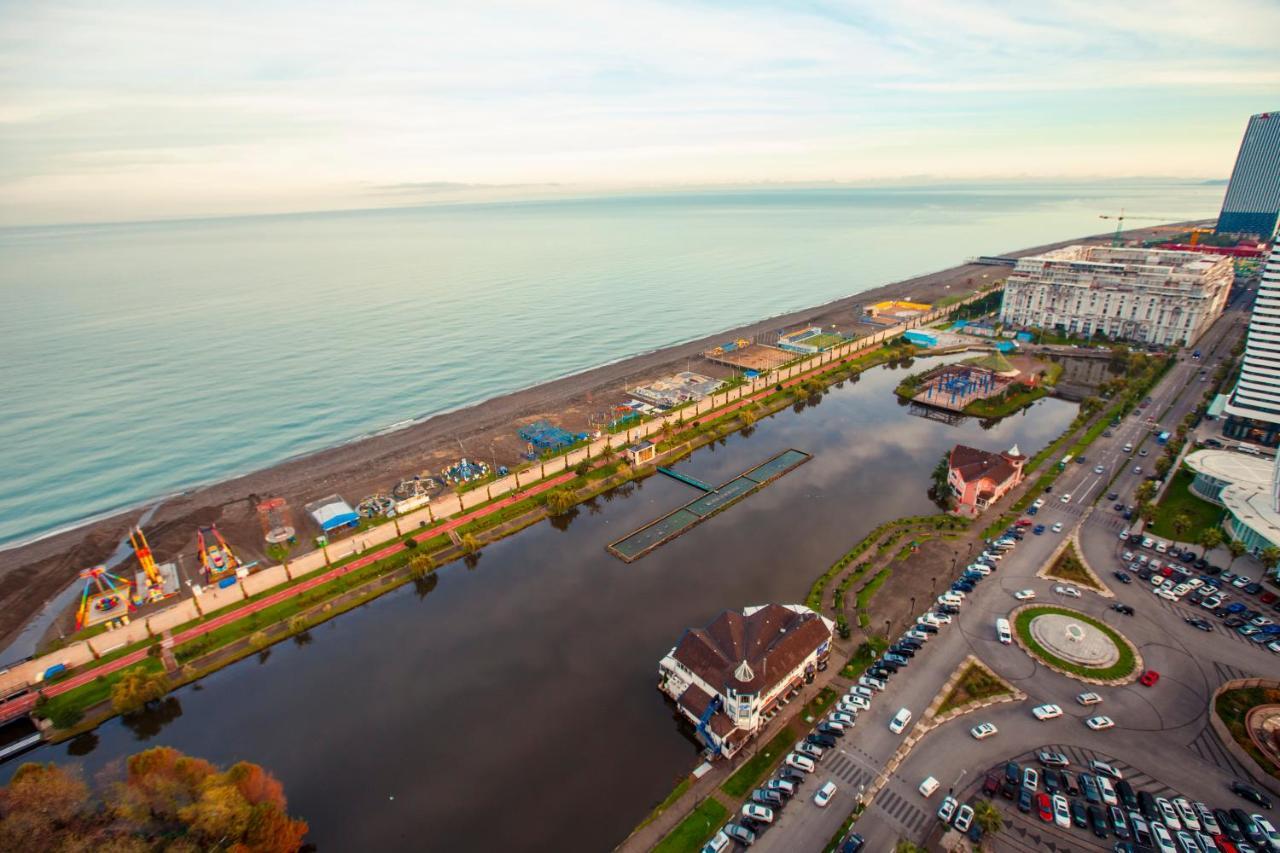 Orbi City Luxury Suite Batumi Ngoại thất bức ảnh