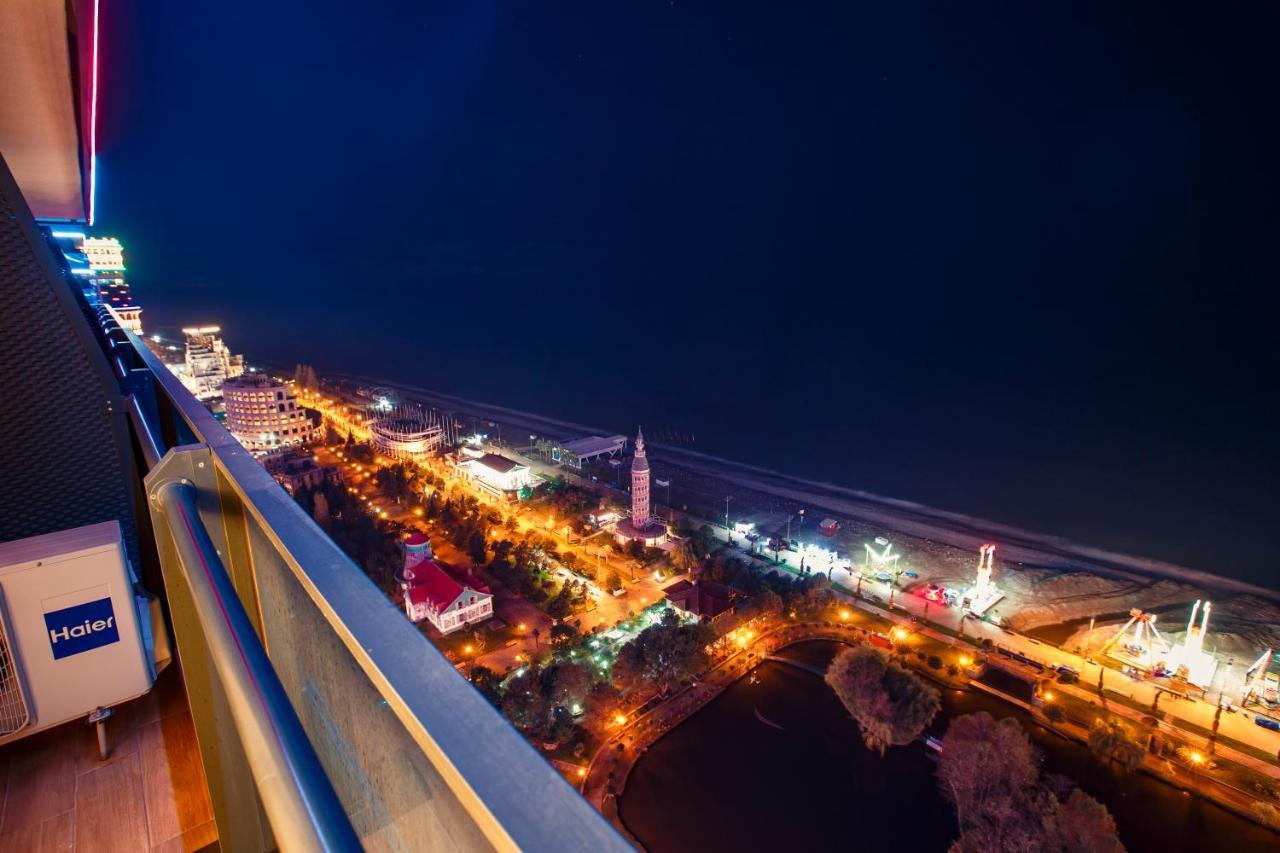 Orbi City Luxury Suite Batumi Ngoại thất bức ảnh